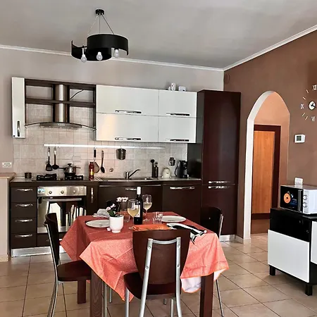 Lägenhet Casa Vaere A Pochi Minuti Dall'aeroporto *